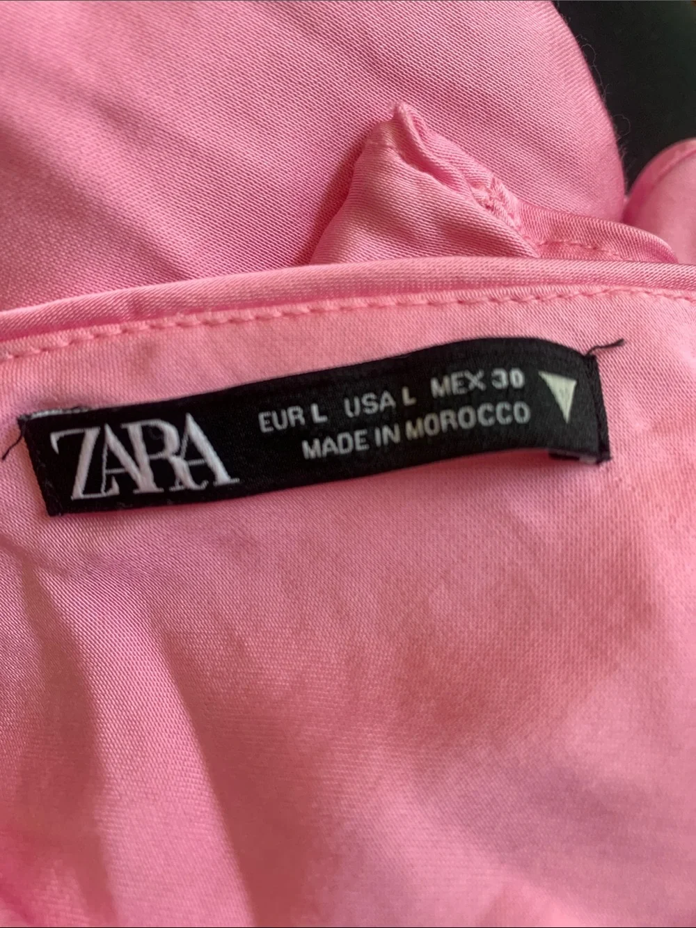 Zara Pink Satin Cowl Large Camisole Top
Excellent condition - Picture 3 of 4